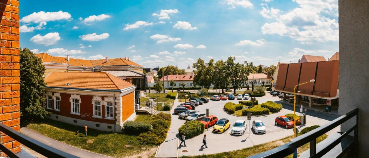 Ah Radnica Apartman Kassa Kültér fotó