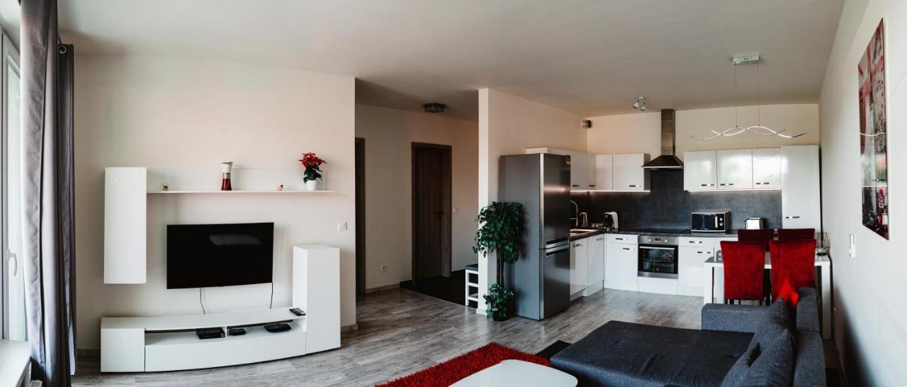 Ah Radnica Apartman Kassa Kültér fotó