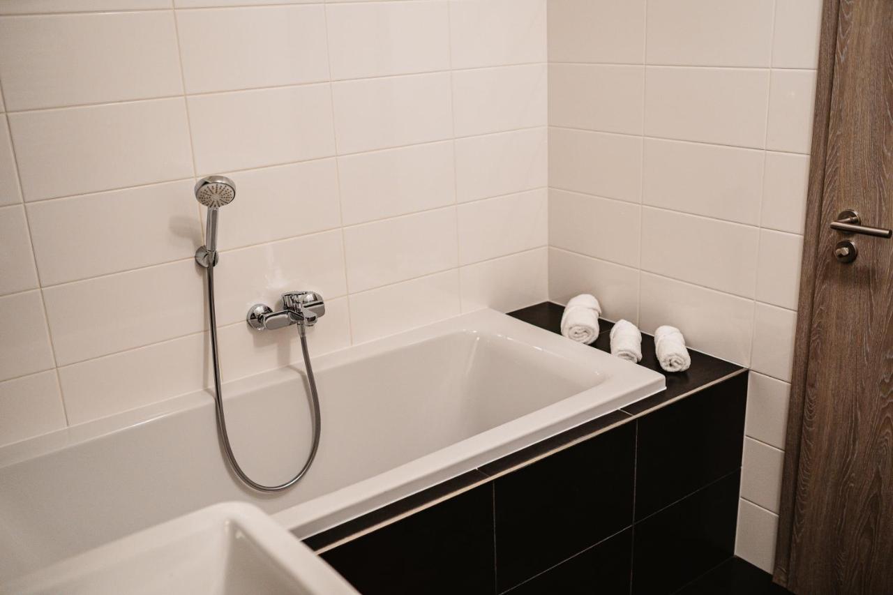 Ah Radnica Apartman Kassa Kültér fotó