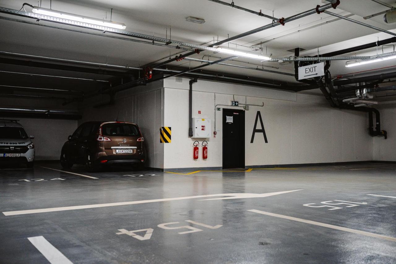 Ah Radnica Apartman Kassa Kültér fotó